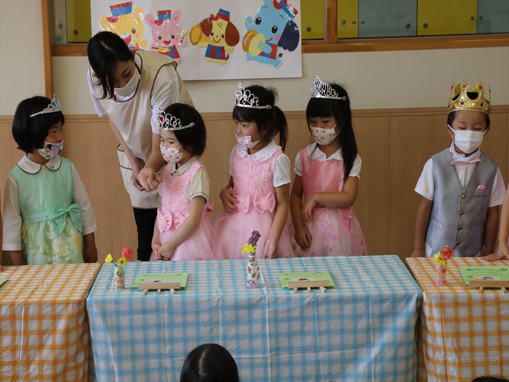 4 ５ ６月生まれの誕生会 年中組 広島県私立アソカこども園